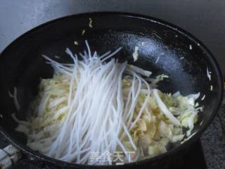 大头菜炒粉的做法步骤：5