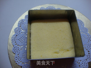 草莓酸奶芒果慕斯的做法步骤：1