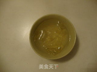 草莓酸奶芒果慕斯的做法步骤：2