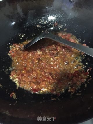 红烧鲫鱼的做法步骤：4