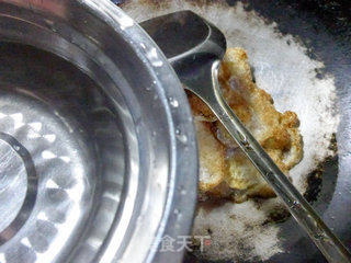 鹌鹑蛋炒莴笋叶的做法步骤：4
