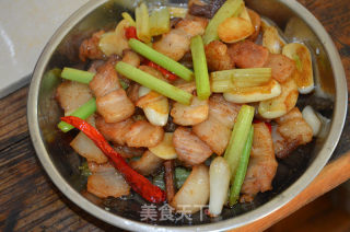 花菜炒肉的做法步骤：7