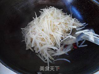 东北家常菜——酸辣土豆丝的做法步骤：5