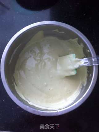 抹茶戚风蛋糕的做法步骤：5