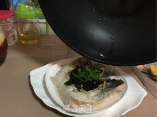 乌榄角蒸鱼腩的做法步骤：3