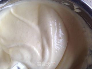 【杏仁蜂蜜戚风蛋糕】的做法步骤：10