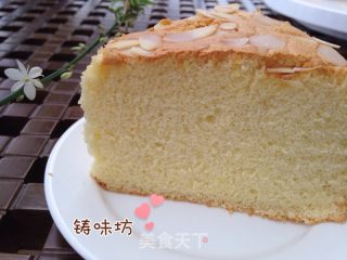 【杏仁蜂蜜戚风蛋糕】的做法步骤：17