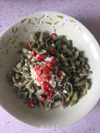 凉拌爽口贡菜的做法步骤：2