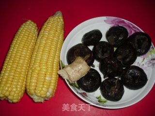 马蹄玉米炖排骨的做法步骤：3