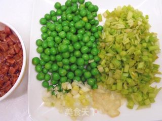 豌豆牛米花  ★口口牛排 5的做法步骤：3