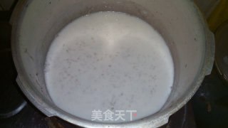 芋出美味～～～香芉牛奶西米露的做法步骤：7