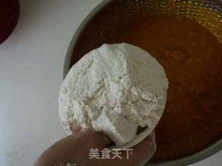 南瓜发糕的做法步骤：2