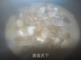 土豆焖排骨的做法步骤：7