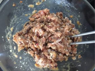香菇鸡肉珍珠丸的做法步骤：4