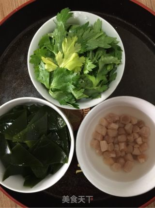 干贝海带汤的做法步骤：1