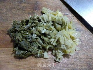 雪菜蚕豆炒山药的做法步骤：3