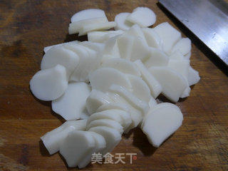 雪菜笋尖炒年糕的做法步骤：2
