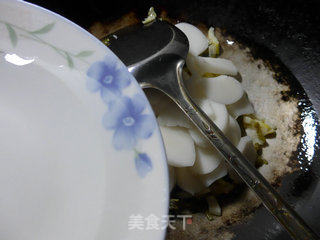 雪菜笋尖炒年糕的做法步骤：5