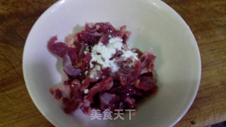 辣白菜牛肉的做法步骤：2