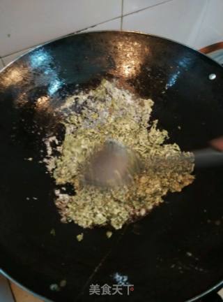 香椿煎蛋的做法步骤：5
