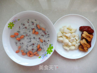 荸荠红枣粥的做法步骤：2