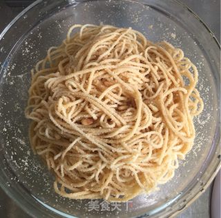 松仁奶酪意面的做法步骤：9
