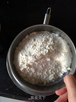 炼乳蛋黄果子的做法步骤：5