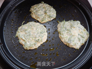 苜蓿鸡蛋饼的做法步骤：8