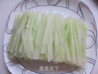 简单小凉菜----凉拌莴苣的做法步骤：3