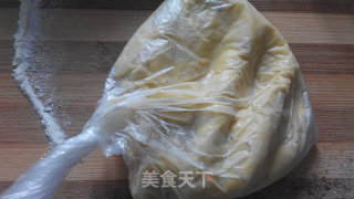 榴香飘飘——榴莲披萨的做法步骤：7