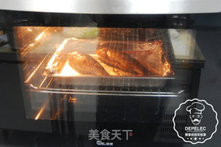 电烤箱食谱之烤鲫鱼的做法步骤：5