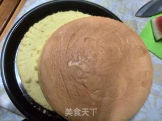 女儿四岁的生日蛋糕----小白兔奶油蛋糕的做法步骤：2