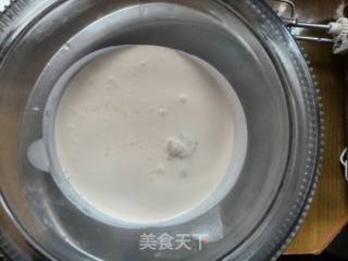 女儿四岁的生日蛋糕----小白兔奶油蛋糕的做法步骤：4