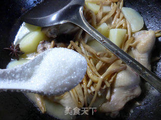 黄花菜土豆鸡翅根的做法步骤：9