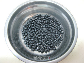 三黑豆浆的做法步骤：1