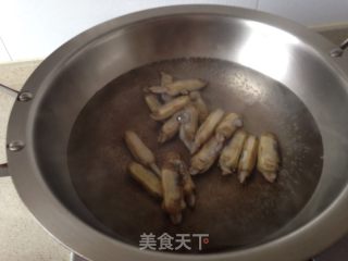 春之味 ·【韭菜炒蛏肉】的做法步骤：2