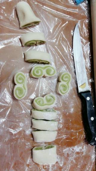迷你双色如意小馒头的做法步骤：4