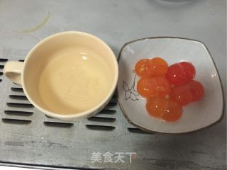 咸蛋清炒苦瓜的做法步骤：2