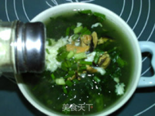 蛋清茼蒿淡菜汤的做法步骤：13