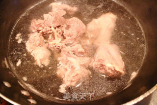 清淡又滋补的羊肉萝卜汤的做法步骤：3