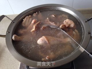 春季滋补 【炖鸡汤】的做法步骤：3