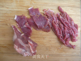 牛肉笋干的做法步骤：1