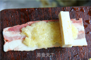 培根薯泥鱼糕卷，美味料理轻松做的做法步骤：4