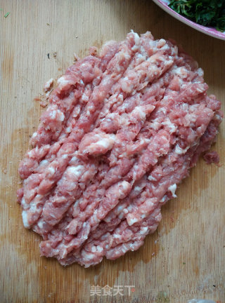 荠菜三鲜馄饨的做法步骤：4