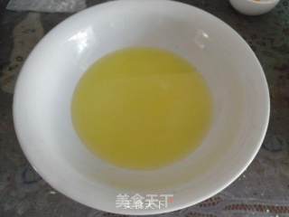 蛋黄酥的做法步骤：1