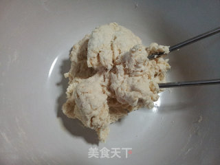 三鲜韭菜盒子的做法步骤：2