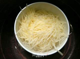 炸千丝的做法步骤：1