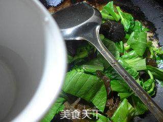 黑木耳鸡蛋炒菜芯的做法步骤：7