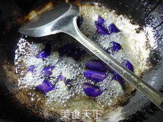 肉片茄子炒牛心菜的做法步骤：3