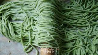 葱油拌蔬菜面的做法步骤：3